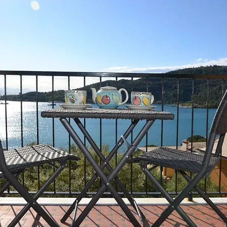Splendido Loft Apartamento Porto Venere